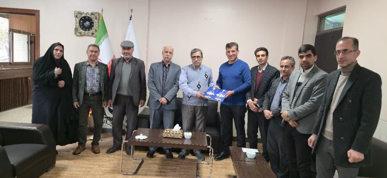 140409010 دو تفاهم نامه گلدشت نجف آباد